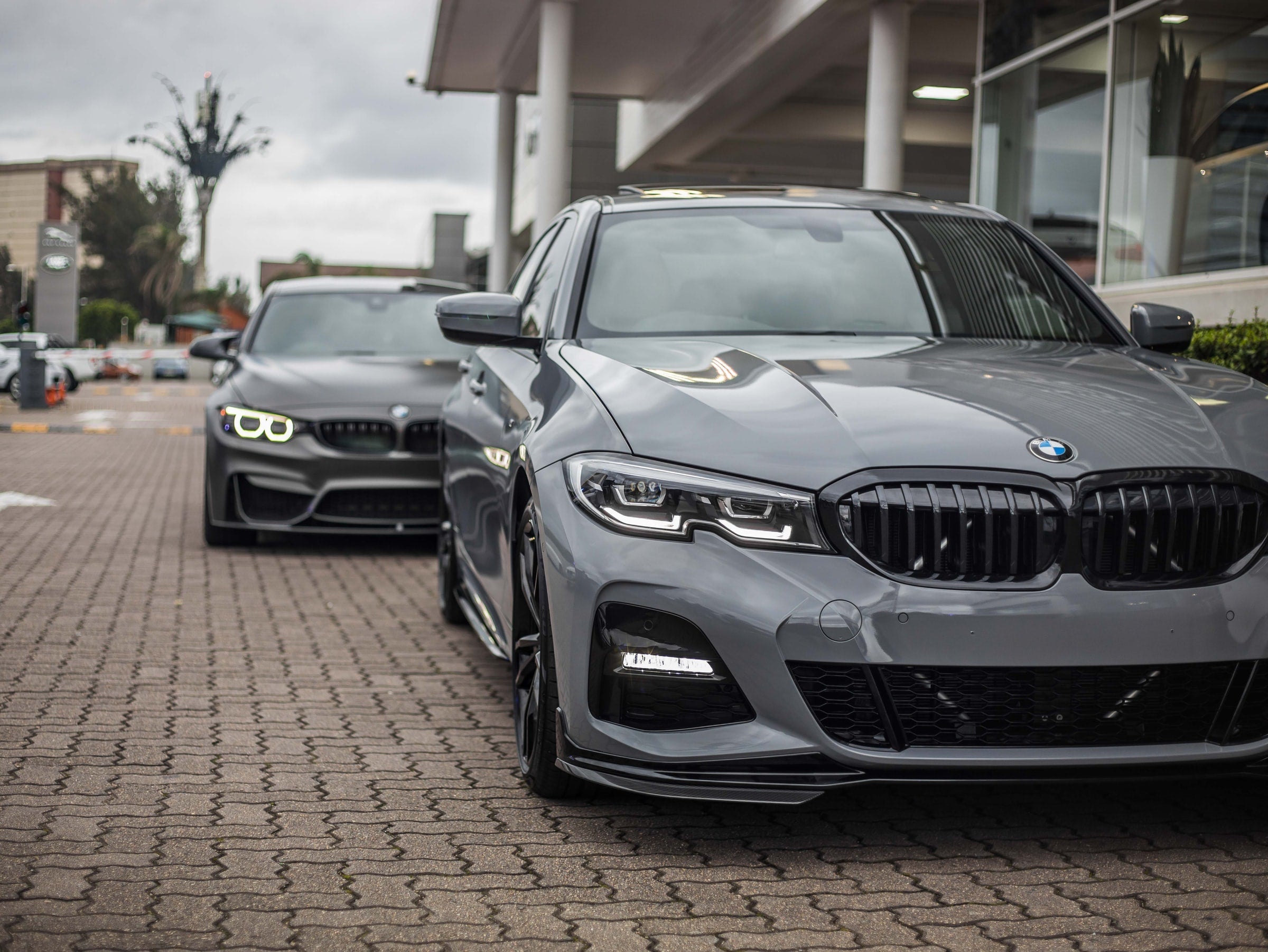Shop 3-Series
