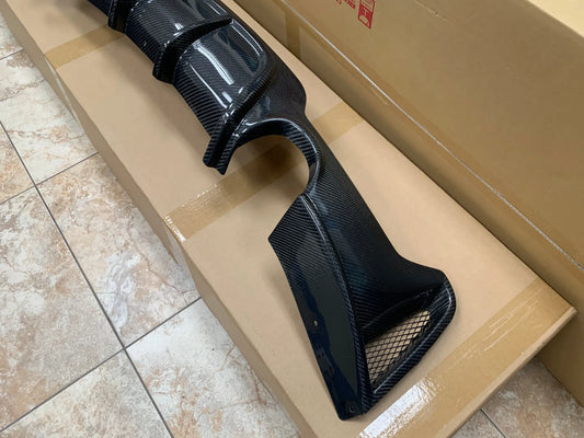 Performance Carbon Fiber Diffuser (Dual Exit Exhaust) - F32 4-series