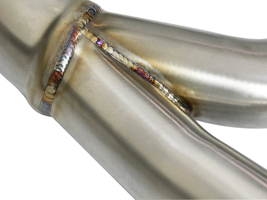 aFe 2.5in SS Axle-Back Exhaust w/ CF Tips | BMW M3/M4 (F80/82/83) (15-19) (49-36338-1C)