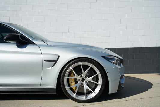 F8X M3 / M4 - Carbon Fiber Front Fender Trim