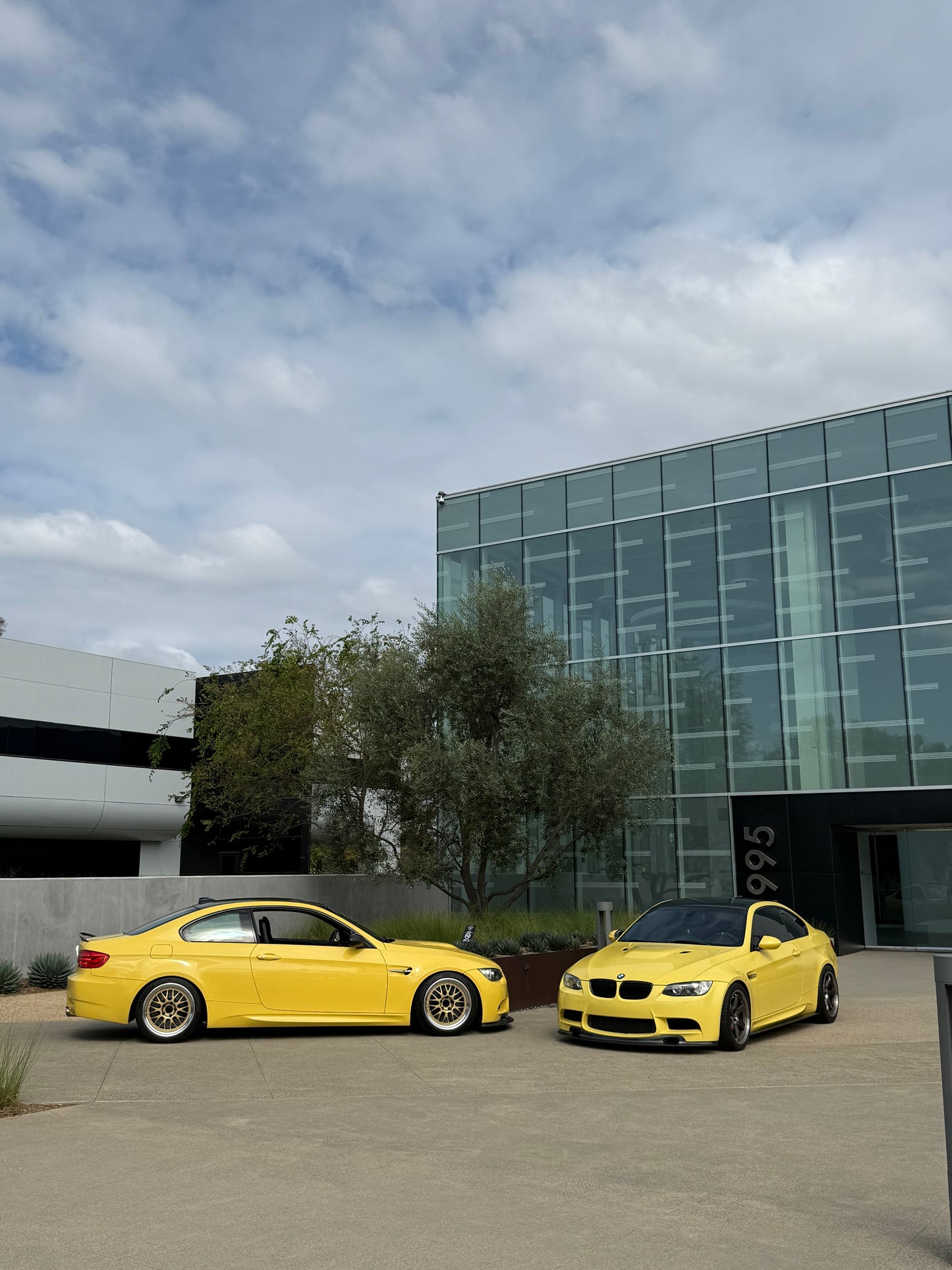 BMW E9X M3 REPLACEMENT FRONT BUMPER COVER