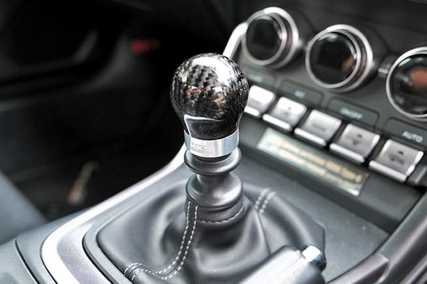 HKS CARBON SHIFT KNOB GXPA16/GZEA14H