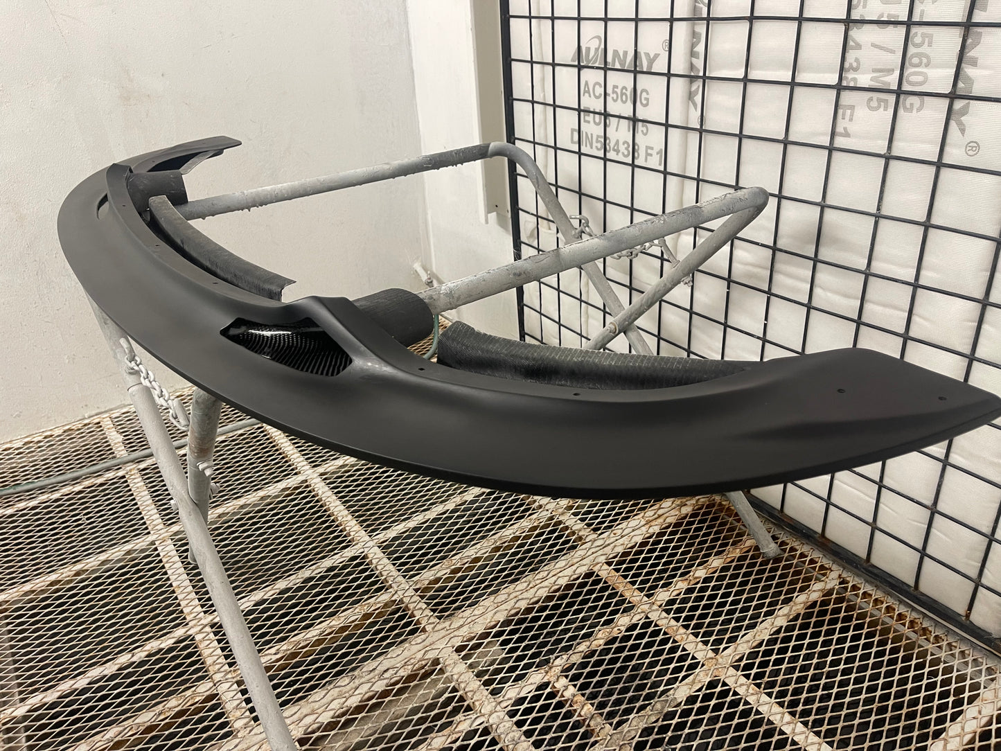 F8X GT4 Style Carbon fiber front lip