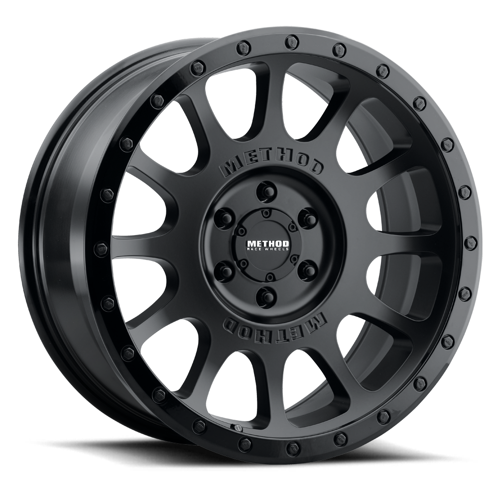 Method MR305 NV 18x9 18mm Offset 8x170 130.81mm CB Matte Black/Gloss Black Lip Wheel