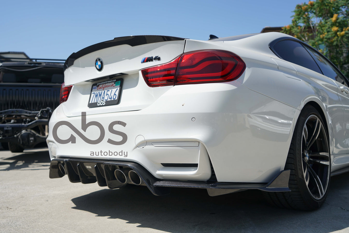 F8X ARDO REAR DIFFUSER CARBON ONE PIECE