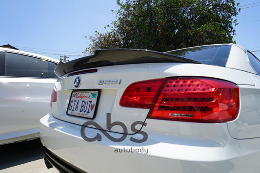 E93 P STYLE CARBON FIBER SPOILER