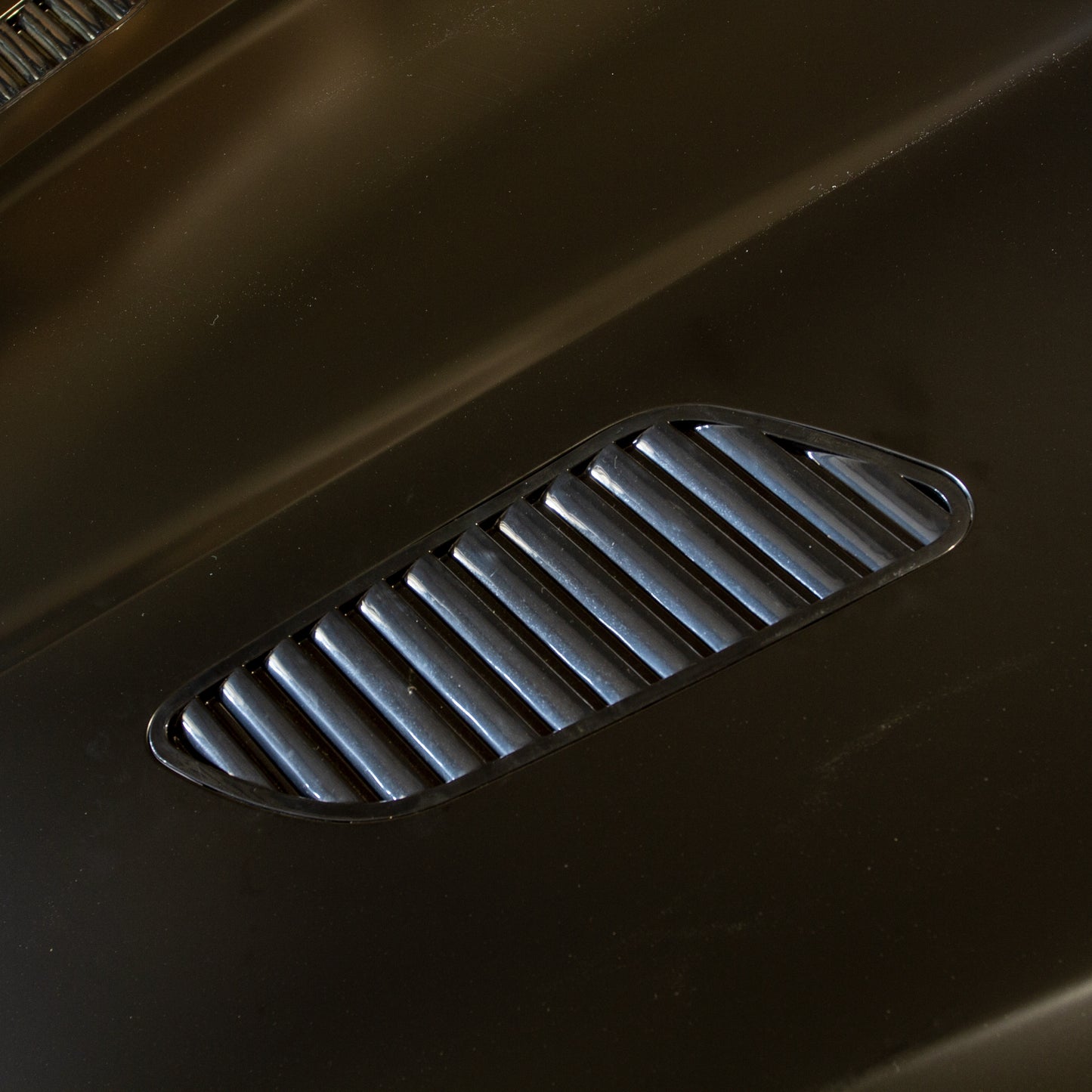 GTR Style Carbon Fiber Hood - F10 5-series