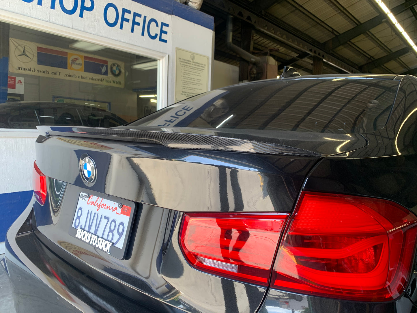 BMW F30 Performance-Style Carbon Fiber Trunk Lip