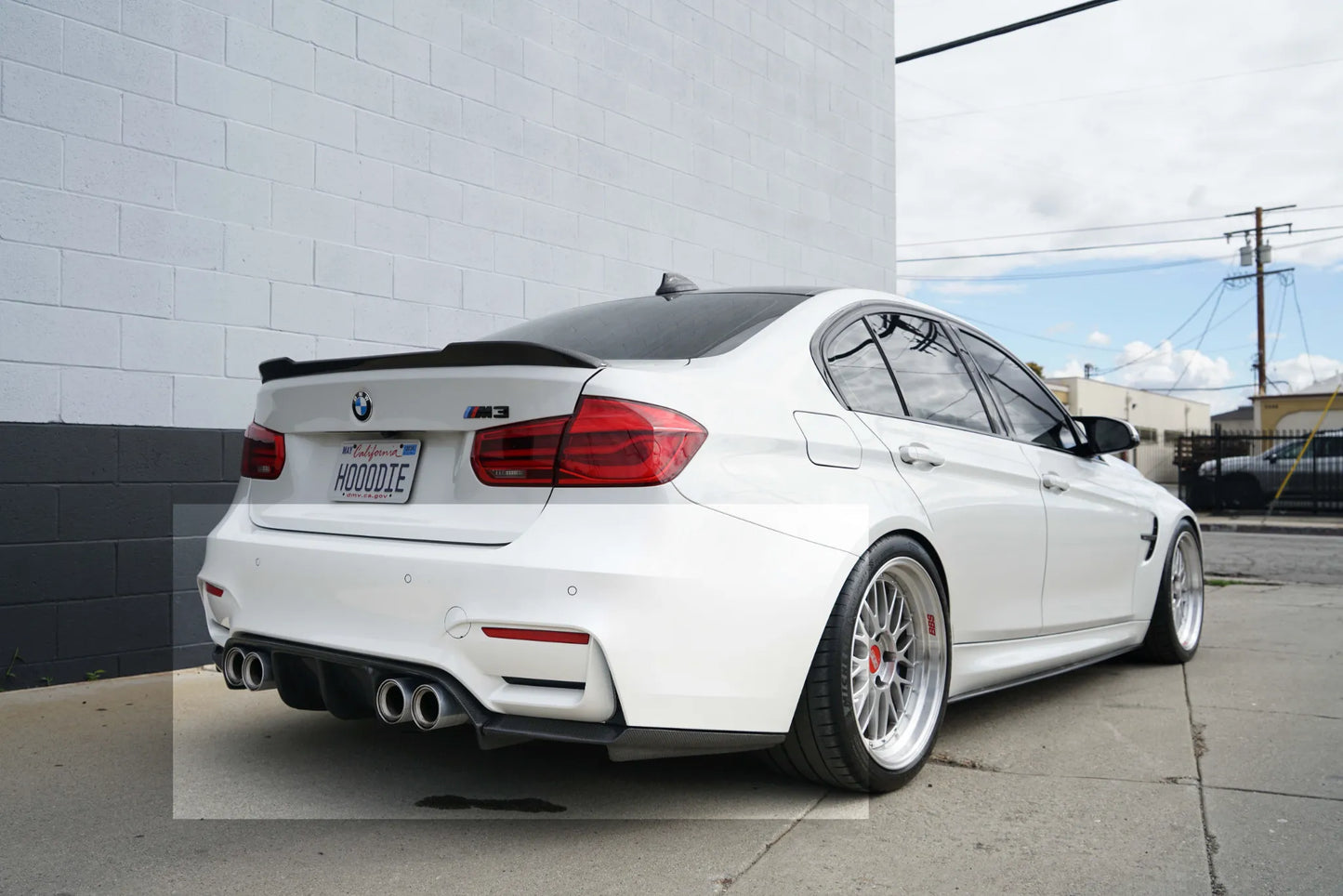 F8X M3 M4 V1 STYLE DIFFUSER 3 PIECE CARBON