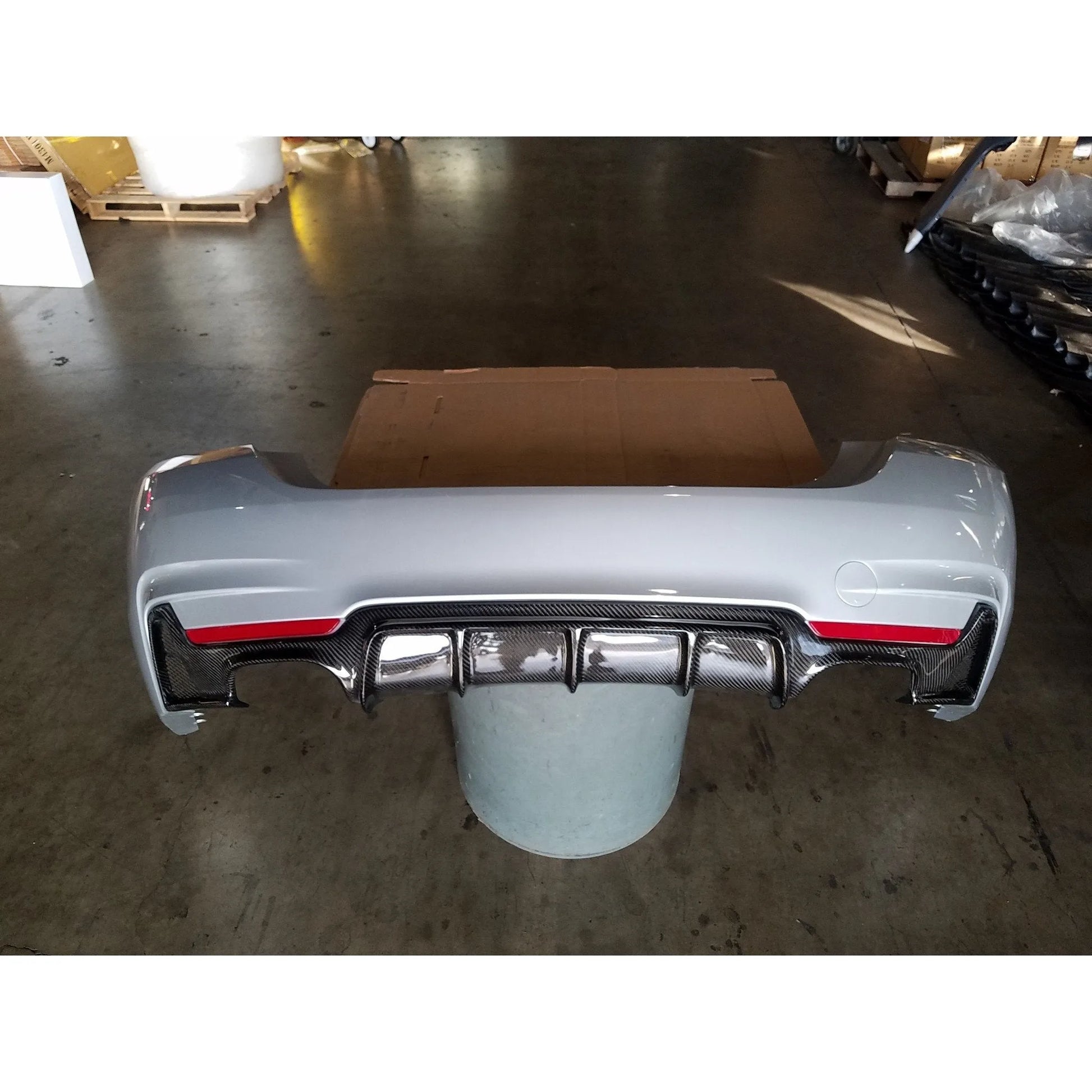 F3X 4-series - 4 Fin Performance Style Carbon Fiber Diffuser