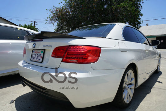 E93 P STYLE CARBON FIBER SPOILER