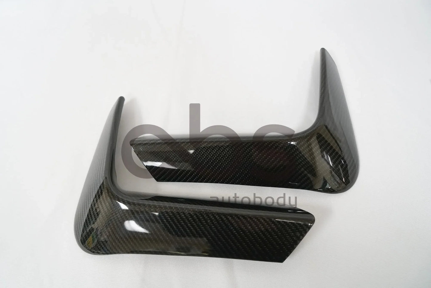 BMW F8X M3 / M4 - Carbon Fiber Rear Splitter Covers