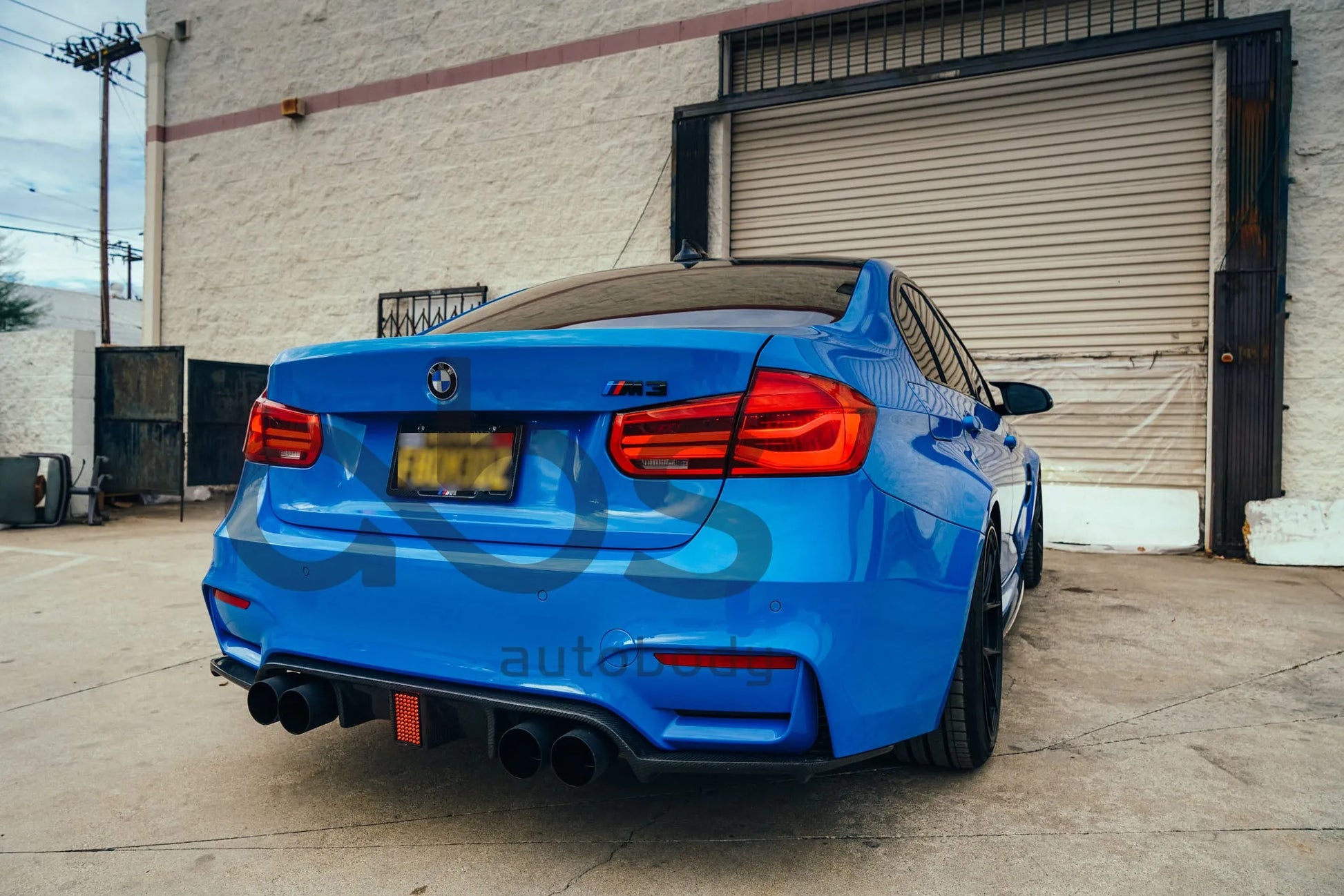 F8X K STYLE REAR DIFFUSER W/ BRAKE LAMP