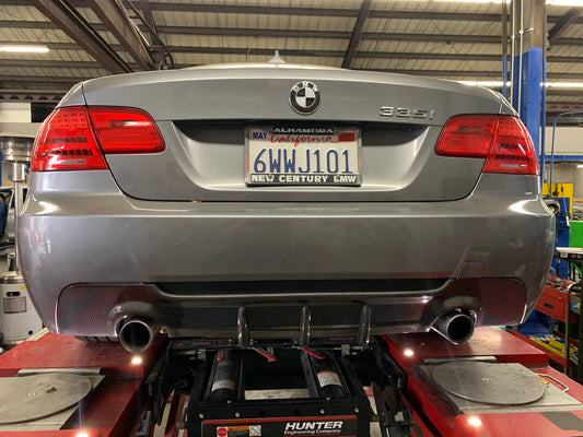 3-Fin Performance Style Carbon Fiber Diffuser - E92 3-series