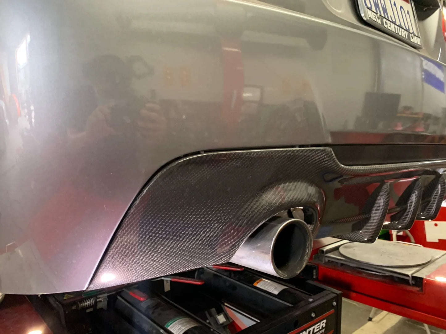 3-Fin Performance Style Carbon Fiber Diffuser - E92 3-series