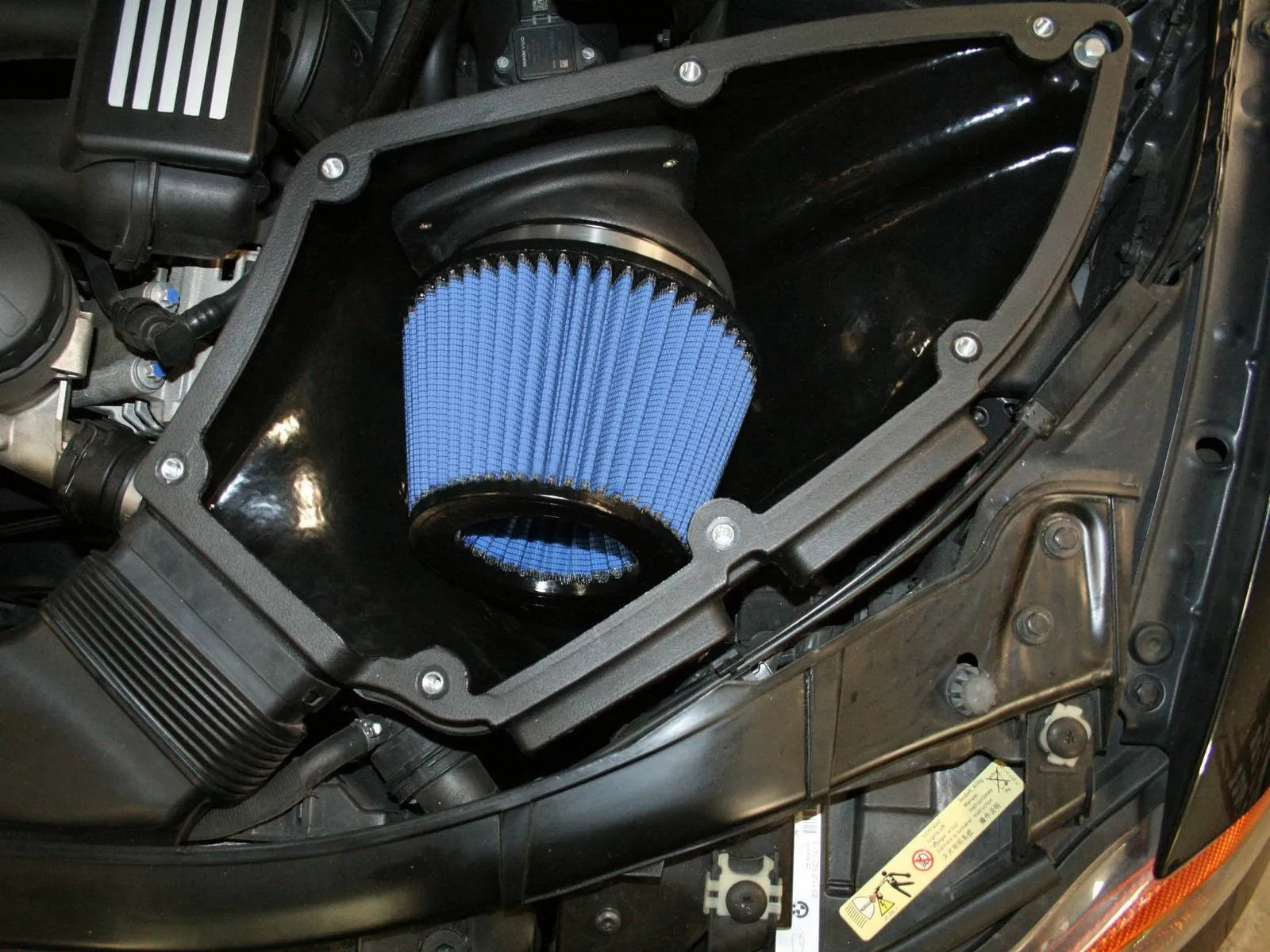 aFe MagnumFORCE Stage-2Si CAI | BMW 3 Series E9x L6 3.0L Non-Turbo (06-12) (54-81012-B)