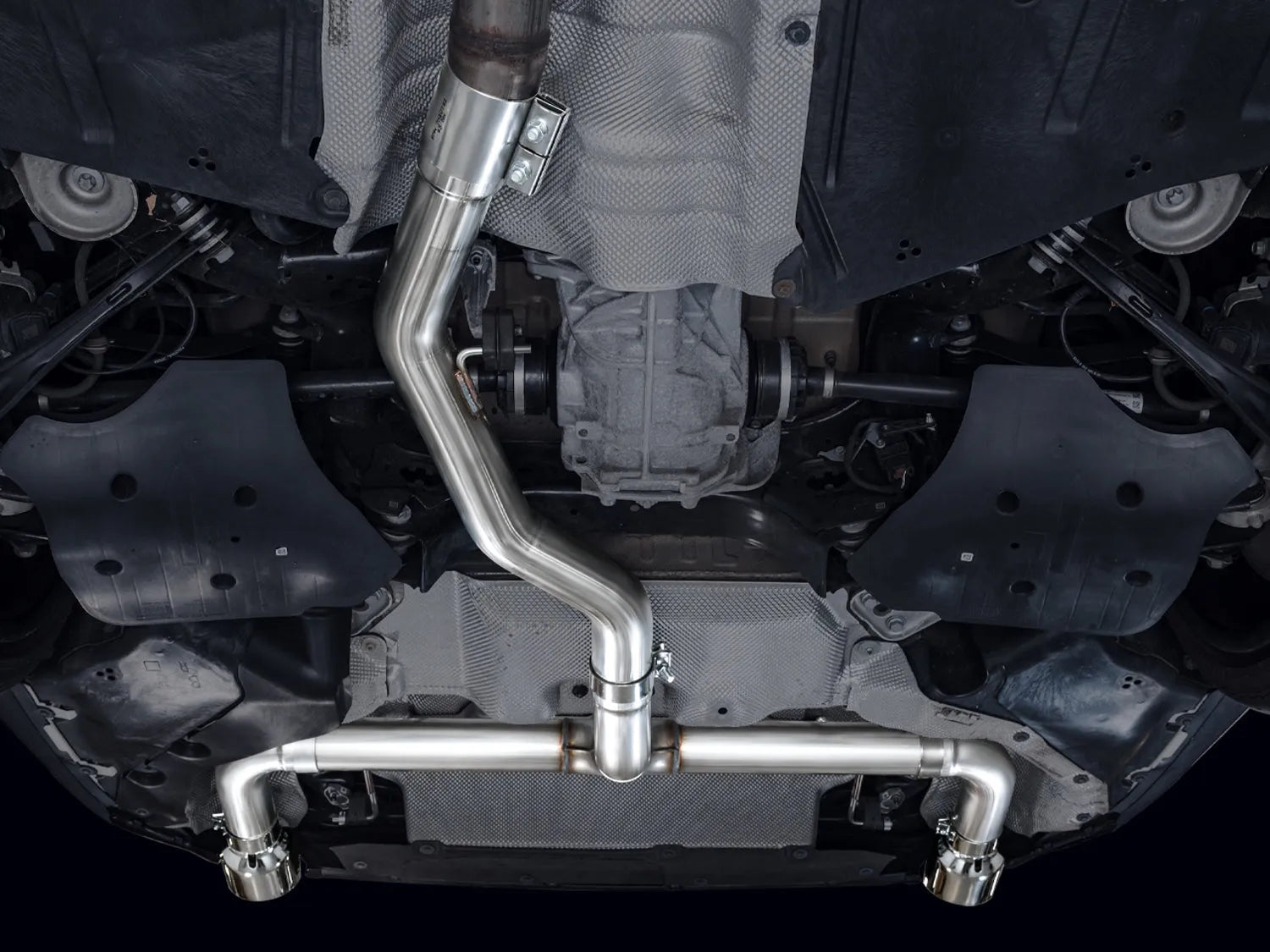 AWE Tuning G2X Touring Axle Back Exhaust | BMW 330i / 430i (3015-32429)