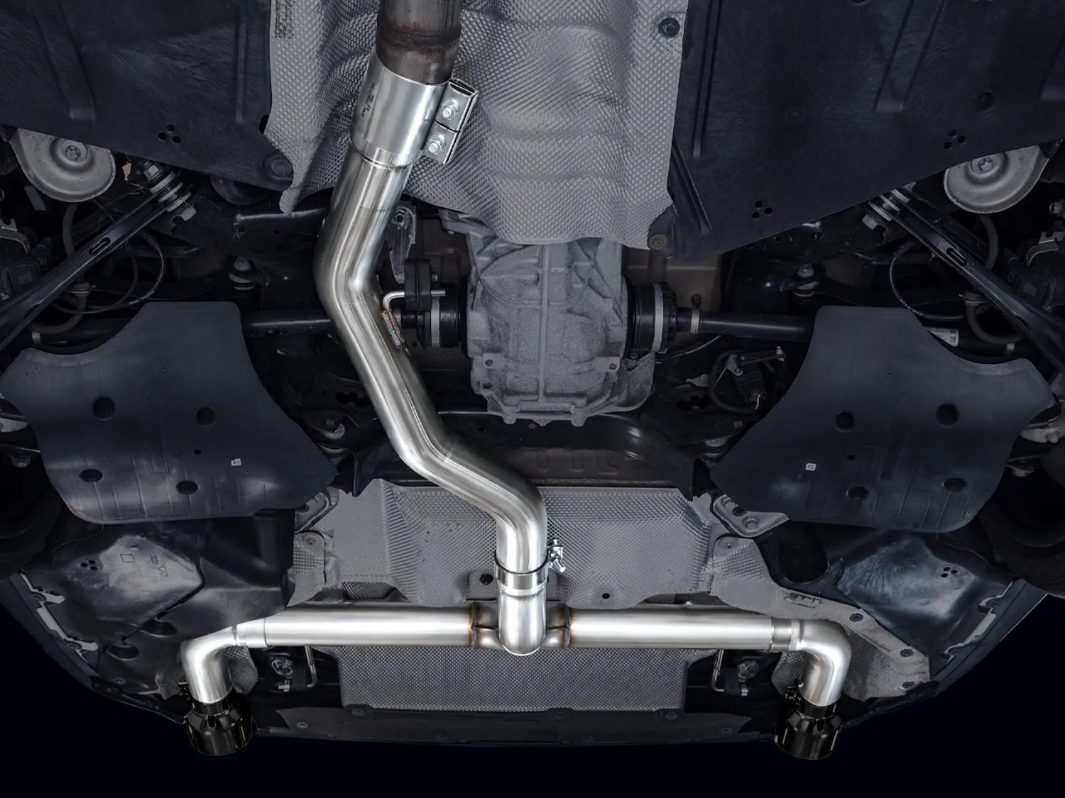 AWE Tuning G2X Touring Axle Back Exhaust | BMW 330i / 430i (3015-32429)
