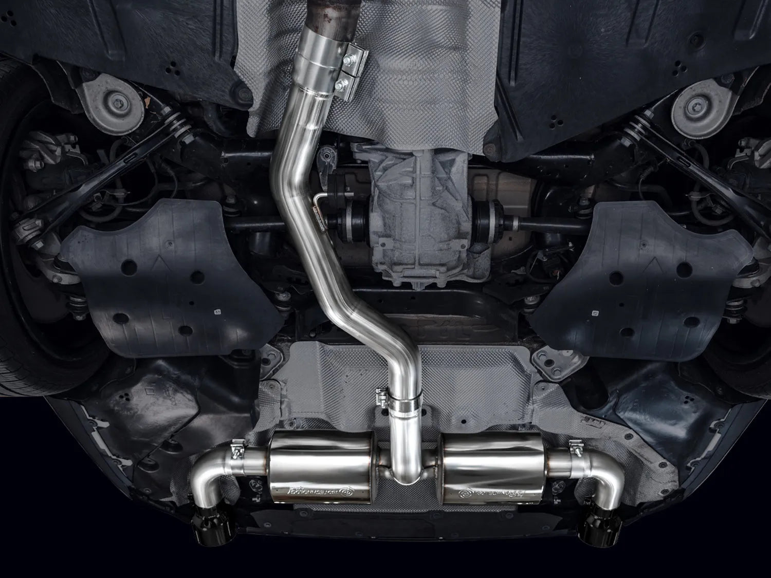 AWE Tuning G2X Touring Axle Back Exhaust | BMW 330i / 430i (3015-32429)