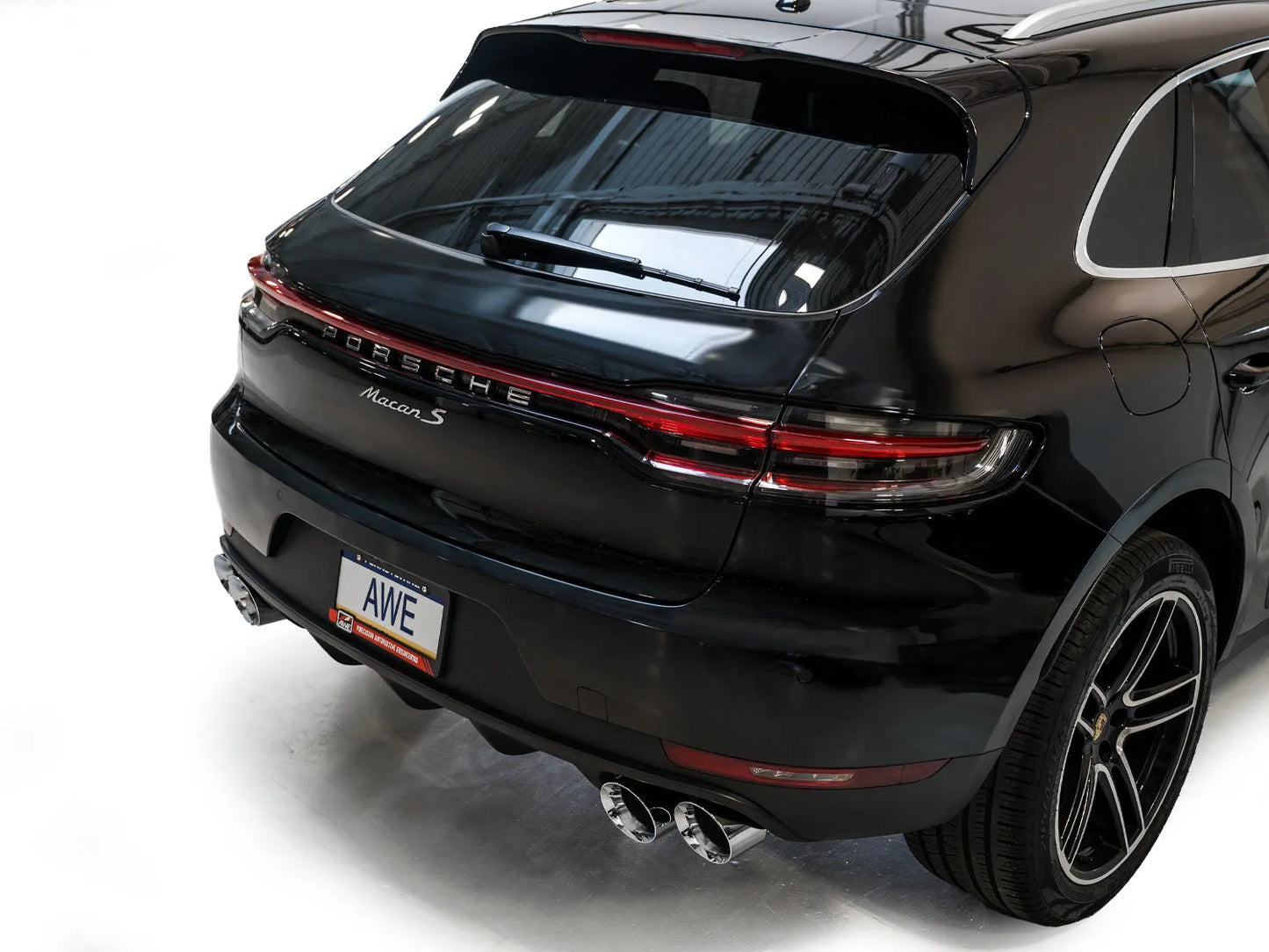 AWE Tuning Touring Catback Exhaust | Porsche Macan 19-21 3.0T/2.9TT (3015-43951)