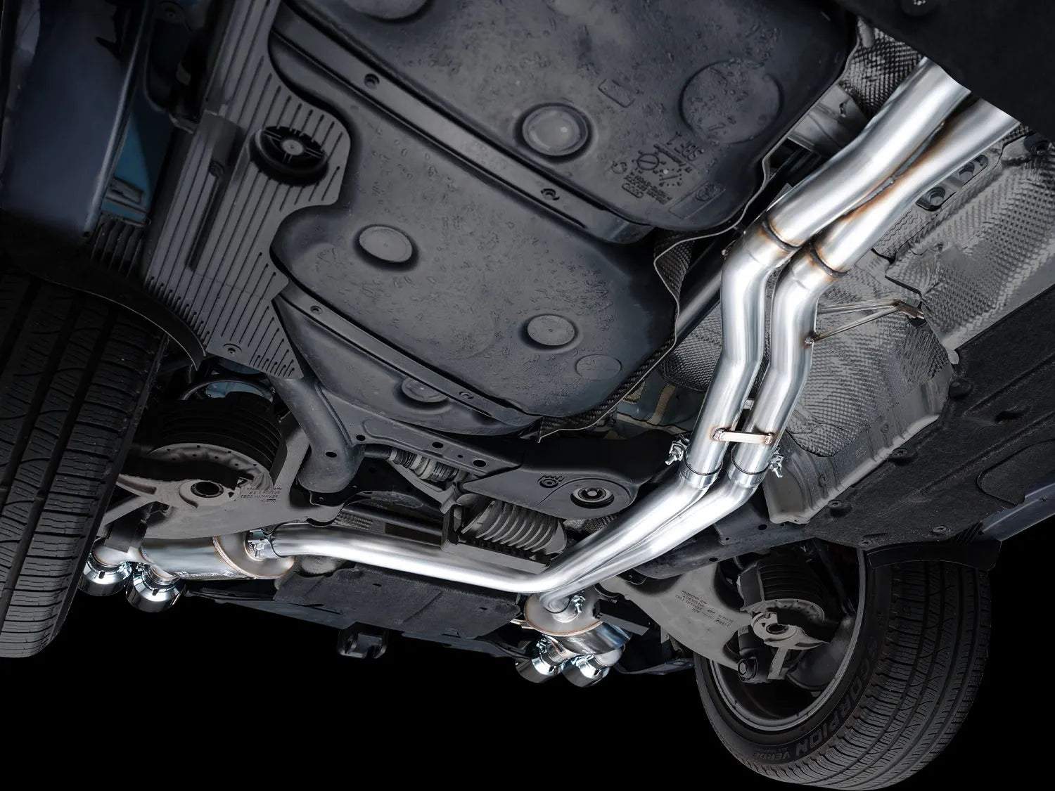 AWE Tuning Touring Catback Exhaust | Porsche Macan 19-21 3.0T/2.9TT (3015-43951)