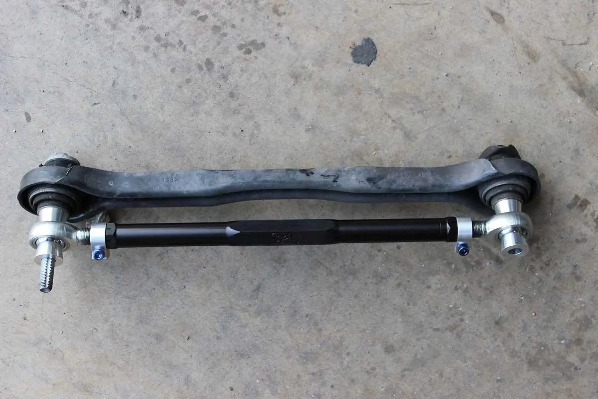 SPL Parts Titanium Rear Toe Arms & Eccentric Lockout Kit - 2004-2011 BMW 1 Series (E8X)