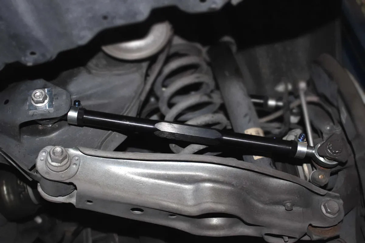 SPL Parts Titanium Rear Toe Arms & Eccentric Lockout Kit - 2004-2011 BMW 1 Series (E8X)
