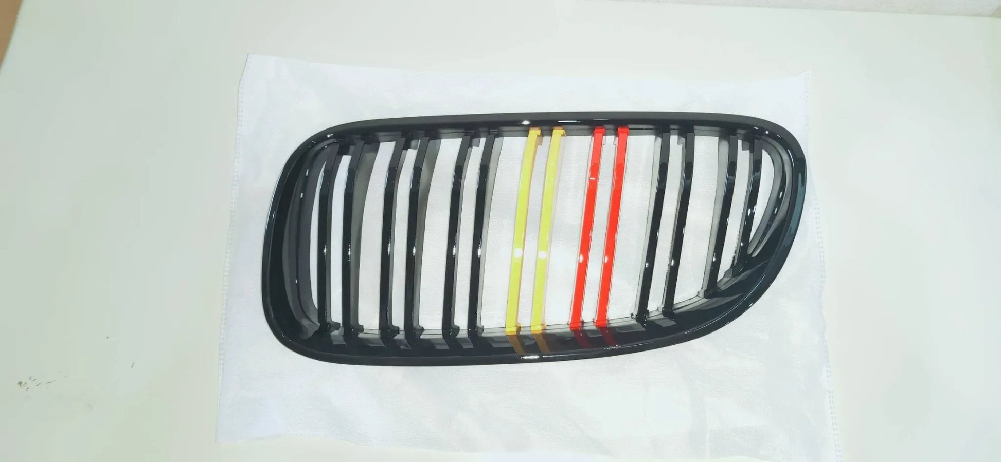 E9X MPOWER STYLE GRILLES
