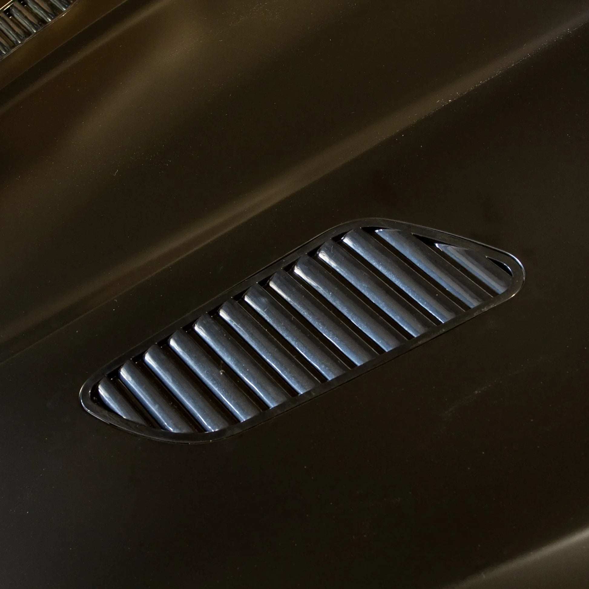GTR Style Carbon Fiber Hood - F10 5-series