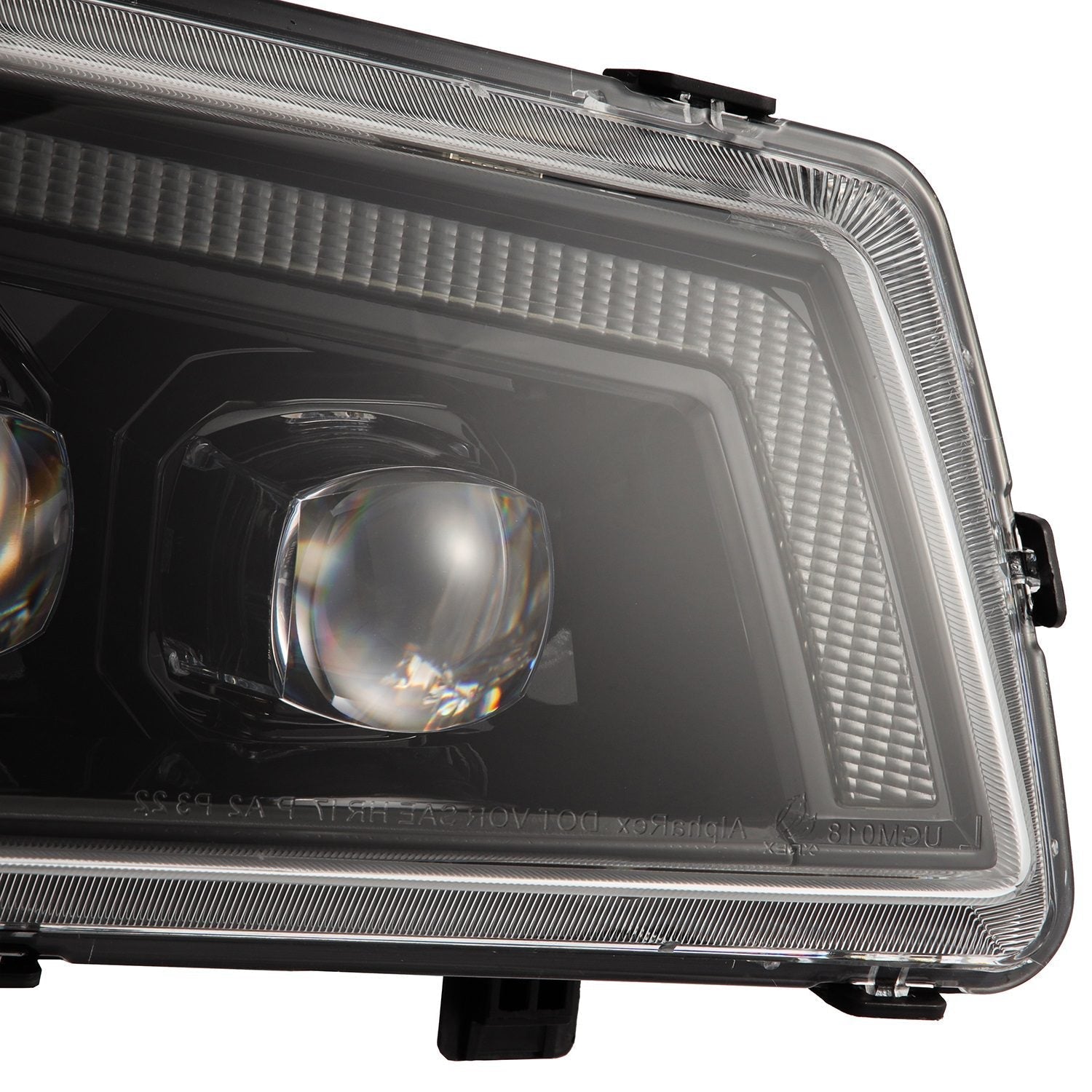 AlphaRex 03-06 Chevy Silverado 1500/2500HD/3500HD/Avalanche Alpha-Black NOVA LED Proj Headlights