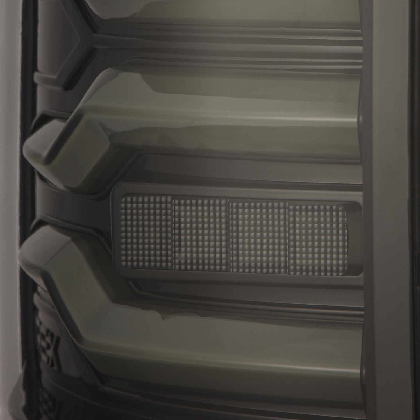 AlphaRex 07-13 Chevrolet Silverado 1500 (Ex. Hybrid Models) LUXX-Series LED Tail Lights Alpha-Black