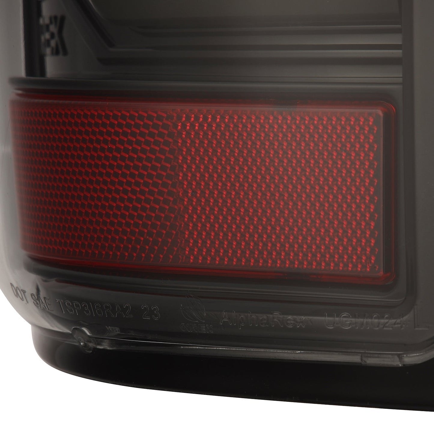 AlphaRex 07-13 Chevrolet Silverado 1500 (Ex. Hybrid Models) LUXX-Series LED Tail Lights Alpha-Black