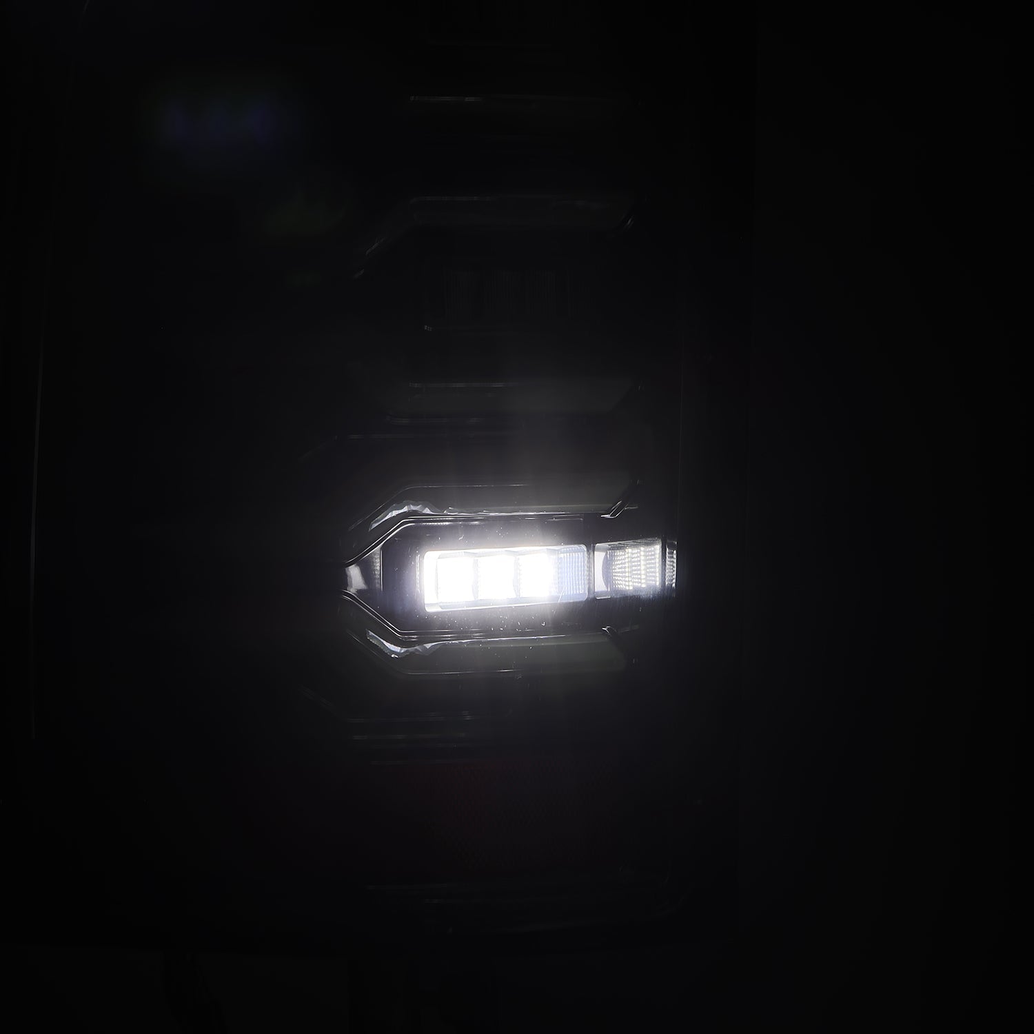 AlphaRex 07-13 Chevrolet Silverado 1500 (Ex. Hybrid Models) LUXX-Series LED Tail Lights Alpha-Black