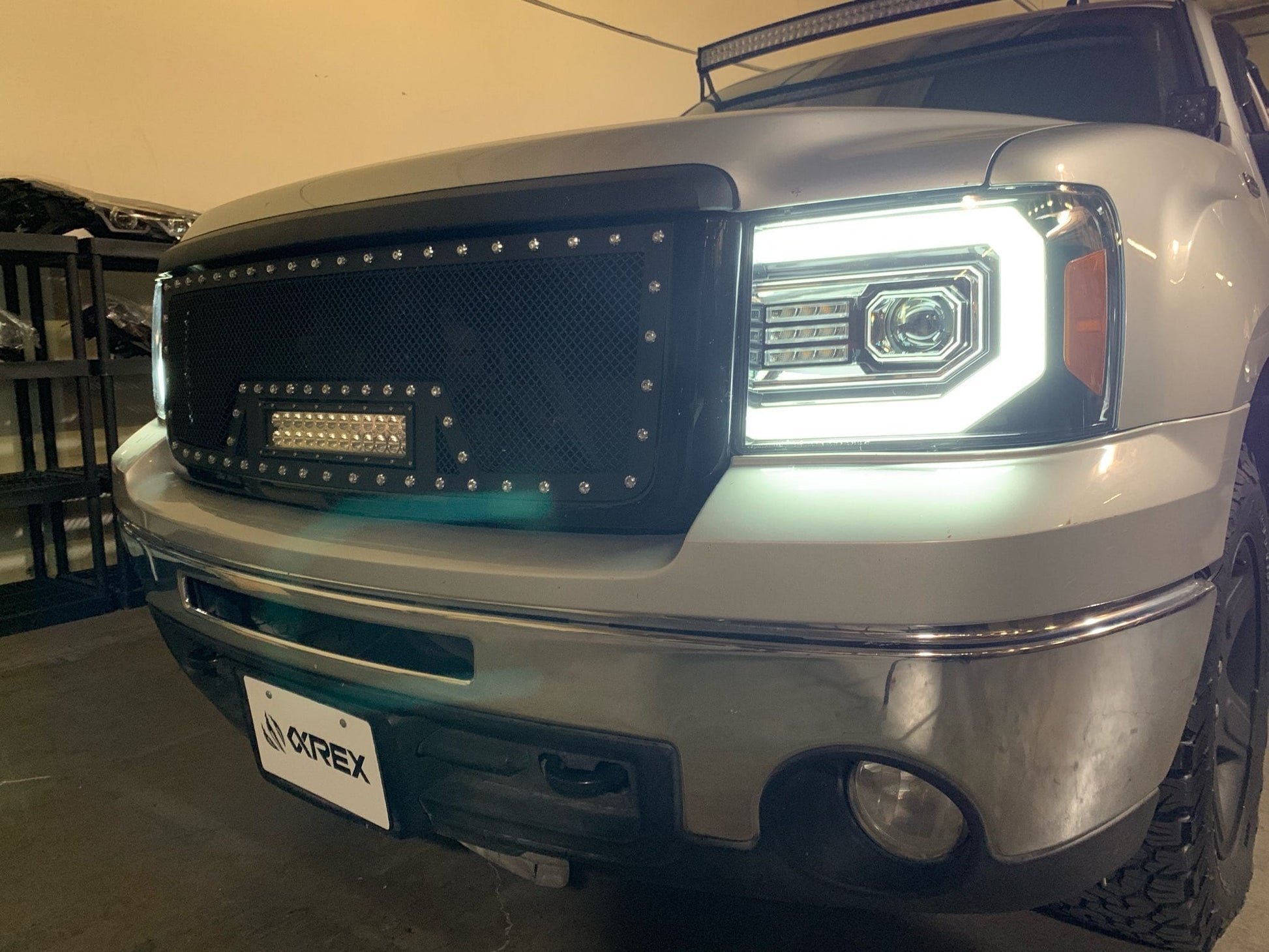 AlphaRex 07-13 GMC 1500HD PRO-Series Proj Headlights Plank Style Matte Blk w/Activ Light/Seq Signal