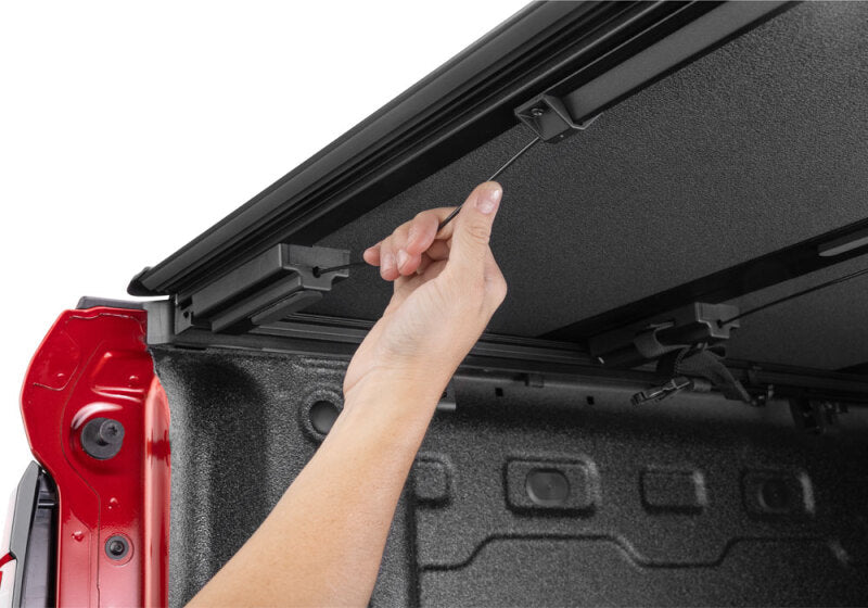 BAK 05-15 Toyota Tacoma 6ft Bed (w/o Universal Tailgate Function) BAKFlip MX4 Matte Finish