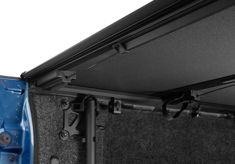 BAK 88-13 C/K / Chevy Silverado 1500 / 88-14 2500/3500 HD 6ft 6in Bed BAKFlip MX4 Matte Finish
