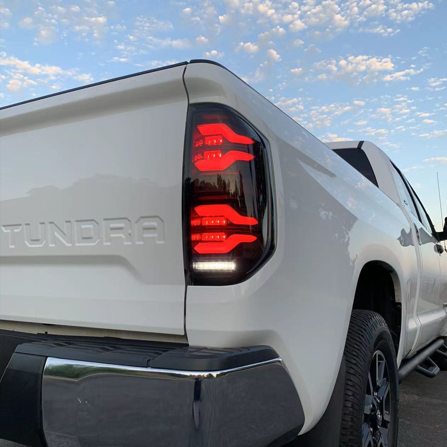 AlphaRex 14-21 Toyota Tundra LUXX LED Taillights Black/Red w/Activ Light/Seq Signal