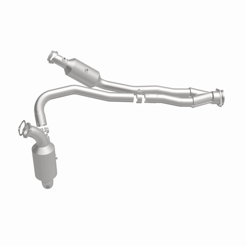 MagnaFlow Direct Fit Catalytic Converter 2015-2017 Transit-150 V6 3.5 OEM Underbody