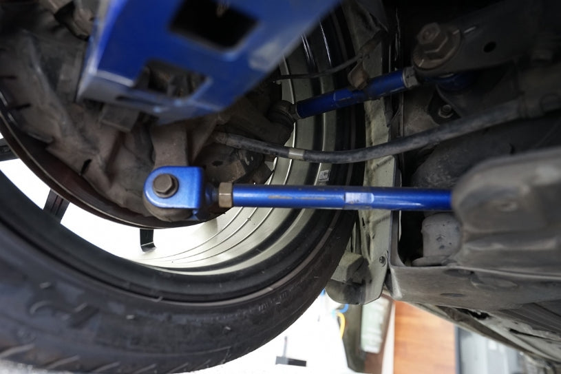 Hardrace Hardened Rubber Rear Traction Rod Lexus IS300/GS300/JZX110 1998-2005