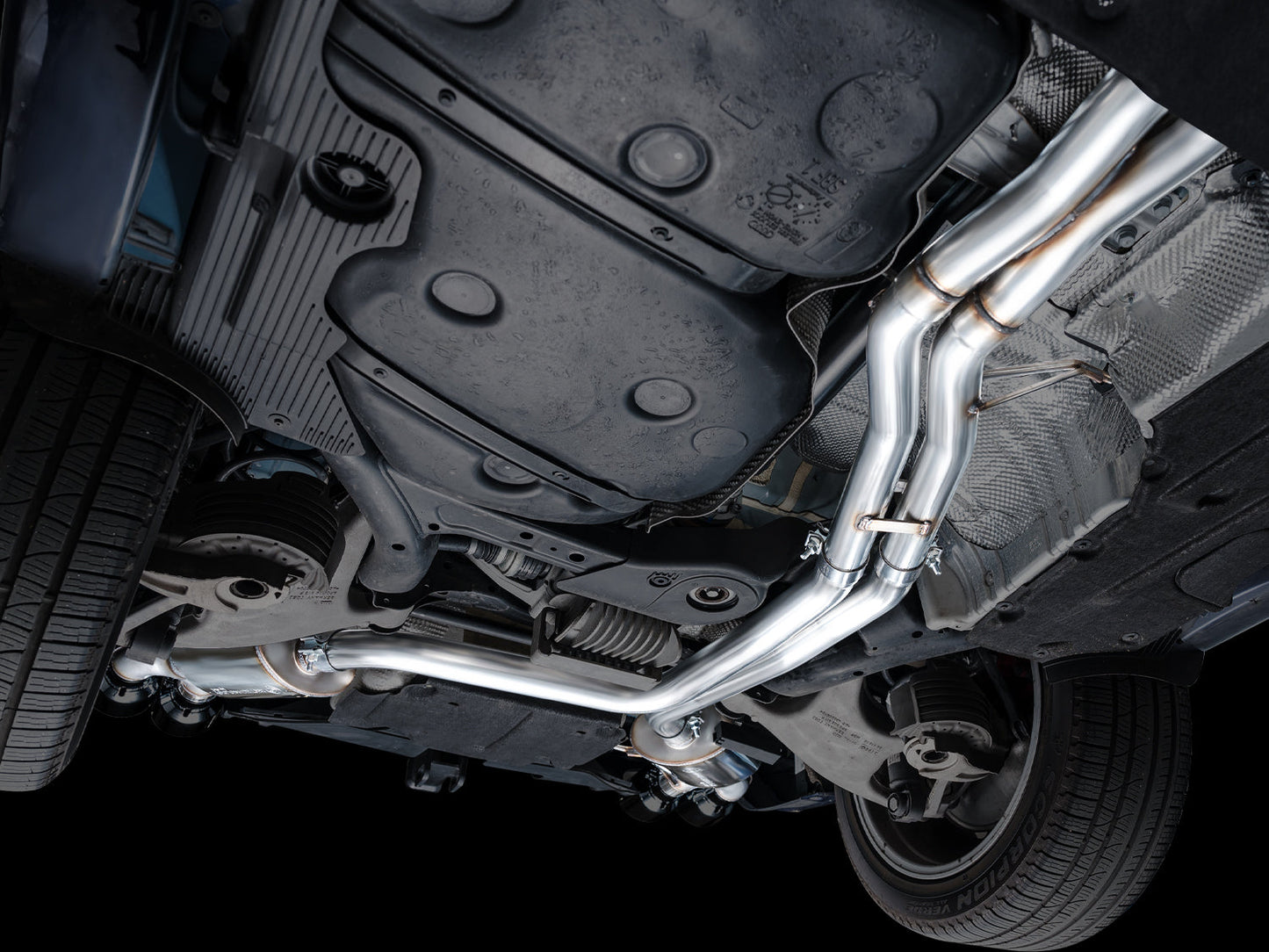 AWE Exhaust Suite for 2022+ Porsche Macan 2.9TT