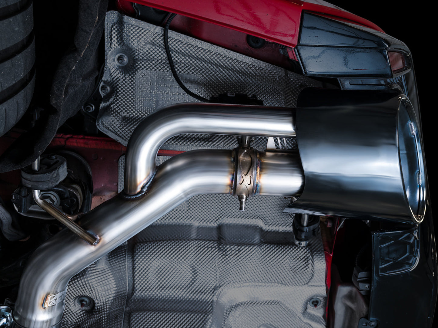 AWE Tuning B8 S5 4.2L S-FLO Carbon Intake