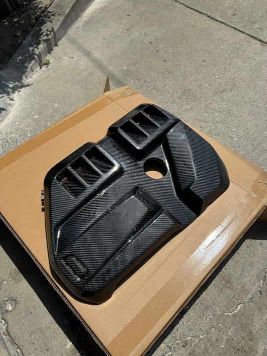 G8x CARBON FIBER ENGINE COVER