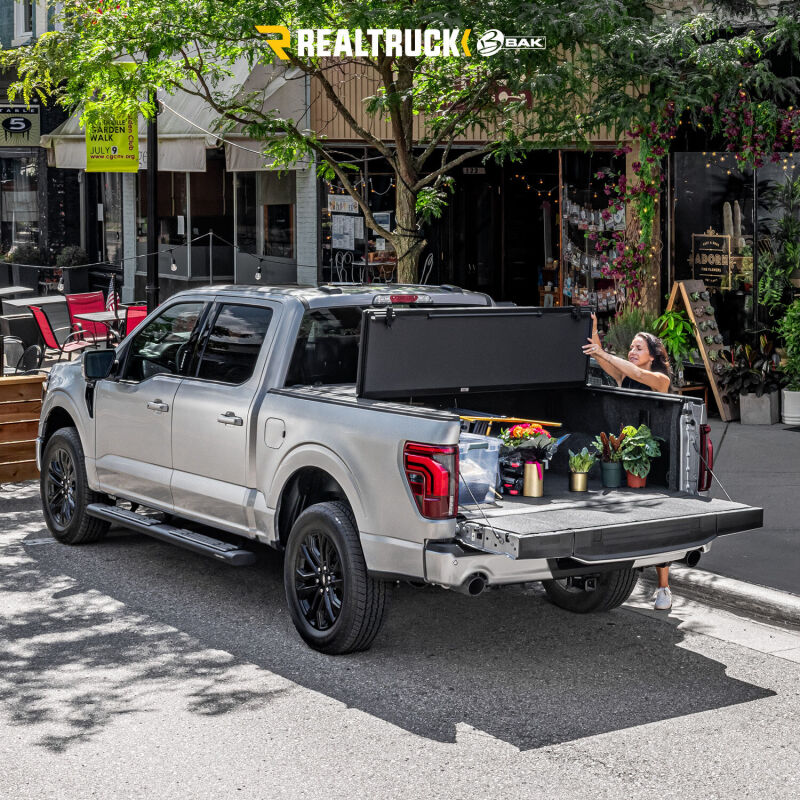 BAK 05-15 Toyota Tacoma 6ft Bed (w/o Universal Tailgate Function) BAKFlip MX4 Matte Finish