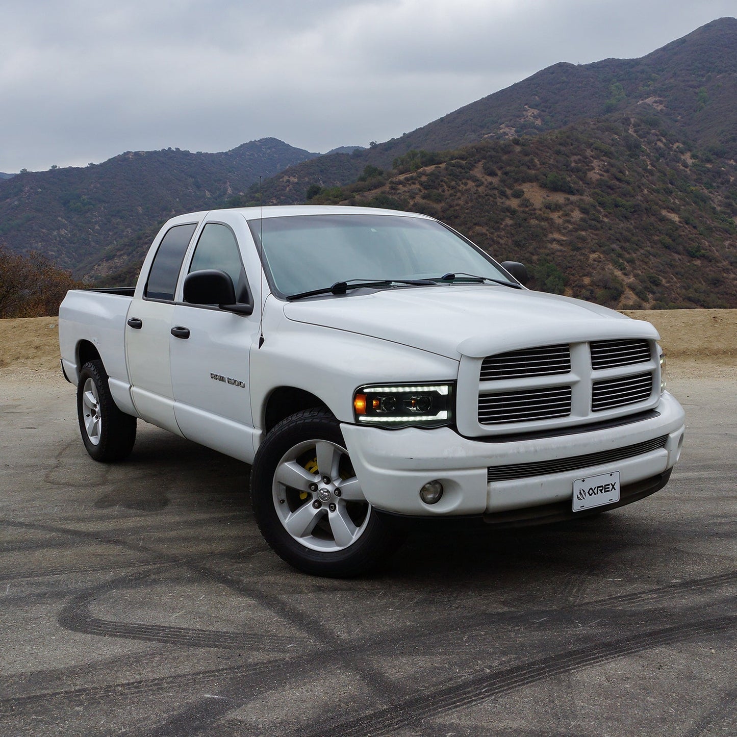 AlphaRex 02-05 Dodge Ram 1500 LUXX LED Proj Headlights Plank Style Chrome w/Activ Light/Seq Signal
