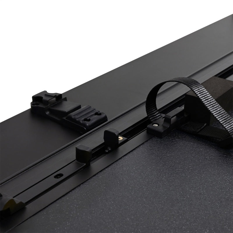 Westin 15-25 Ford F-150 6.5ft. Bed Hard Tri-Fold Tonneau Cover - Black