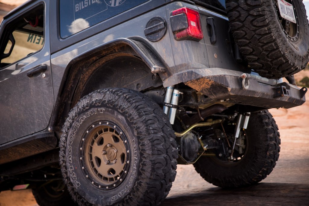 Bilstein B8 5160 w/ Remote Reservoir Shocks Front Pair w/1.5-3" lift - 2007-2018 Jeep Wrangler JK 4WD RWD