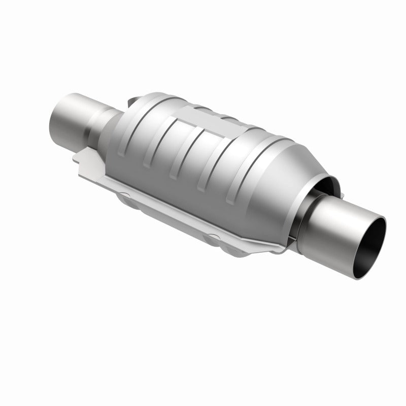 MagnaFlow Universal Catalytic Converter 2.00 with 1-O2 Rear CA