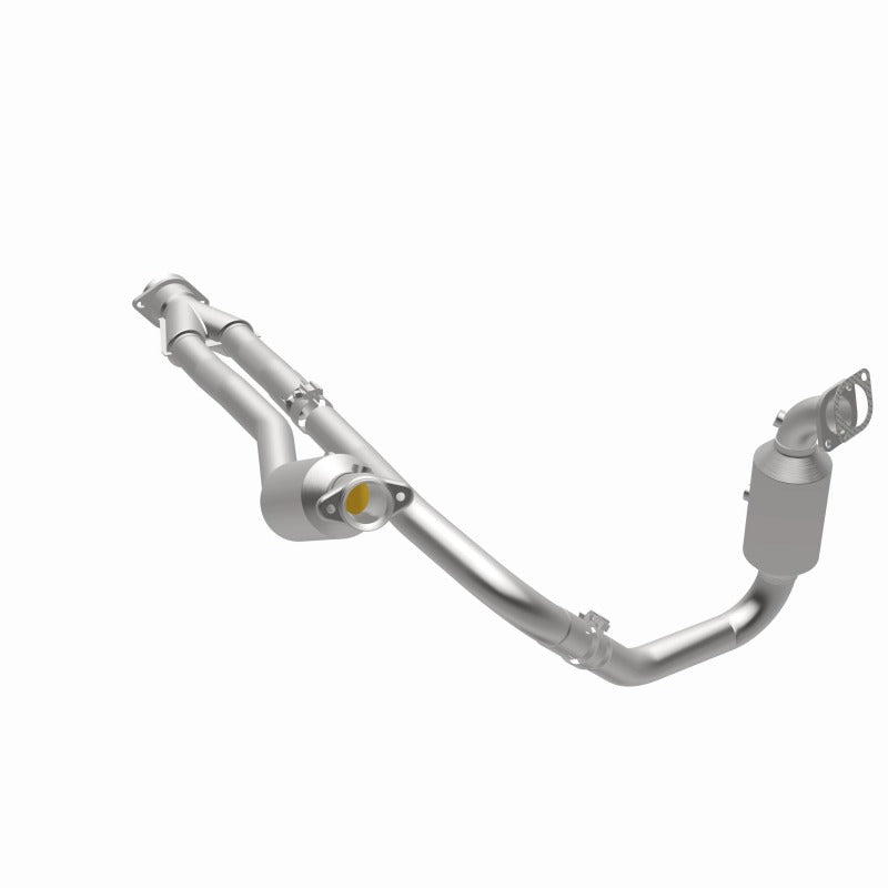 MagnaFlow Direct Fit Catalytic Converter 2015-2017 Transit-150 V6 3.5 OEM Underbody