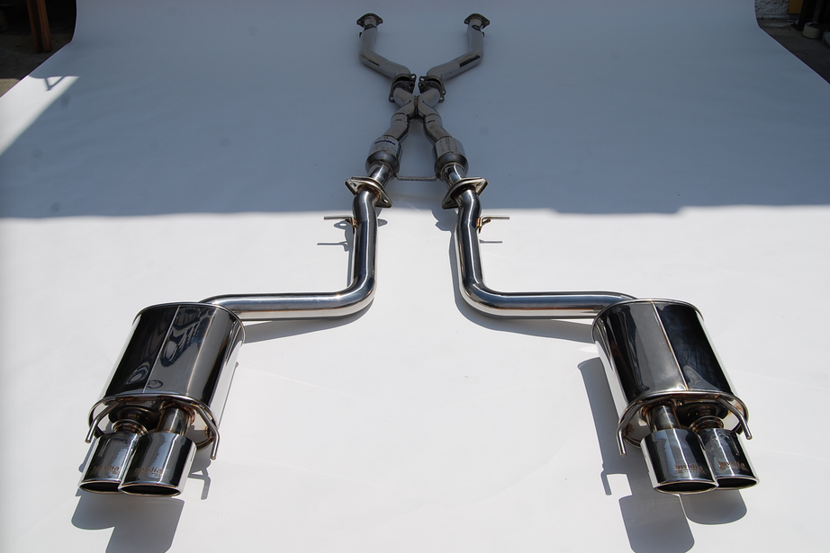 Invidia 14+ Lexus RCF Q300H w/ Rolled Stainless Steel Tips Cat-Back Exhaust