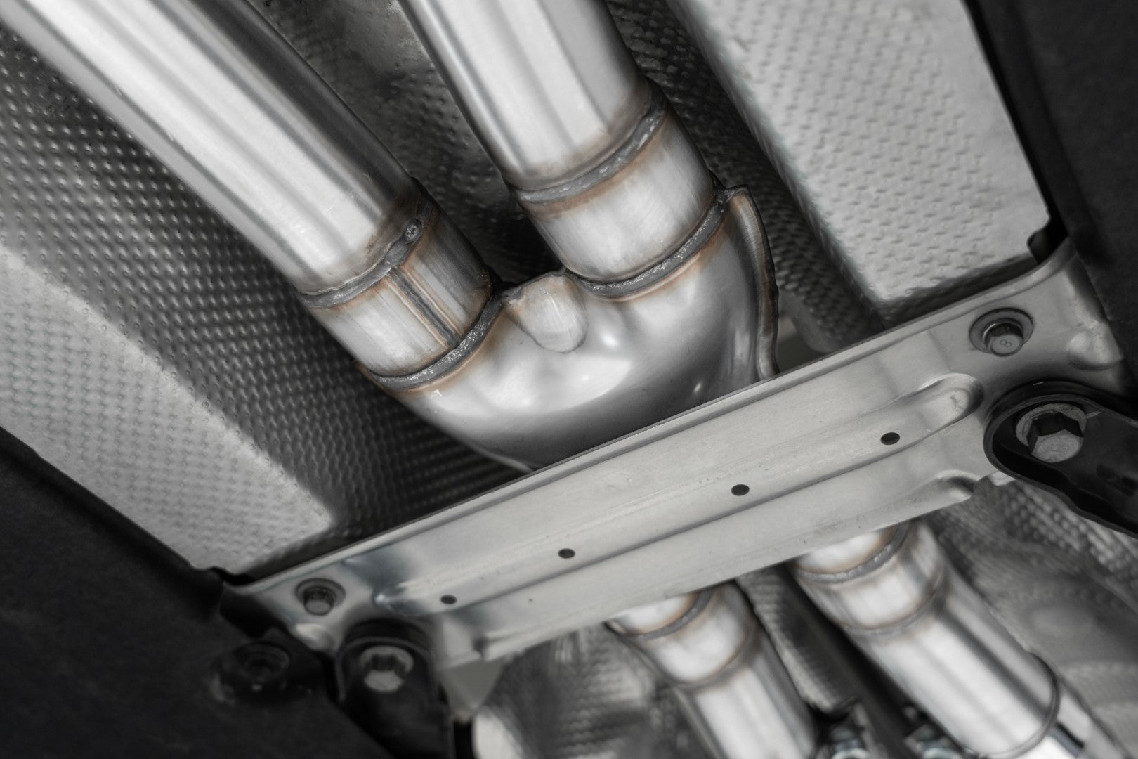 MBRP 2022 Kia Stinger 3.3L T304 SS Cat-Back Exhaust- Dual Split Rear Quad Outlet Uses Factory Bezels